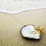 Lisle de France wedding-rings-by-the-beach